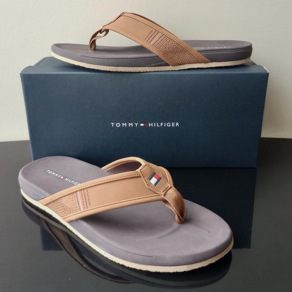 Tommy Hilfiger Men\'s Serio Lightweight Flip Flop Sandals in Nice Light Natural main image 12
